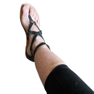 Guess Black Strappy Sandals Minimalist Design